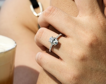 2CT Oval Moissanite Engagement Ring: S925 Silver Anniversary Ring