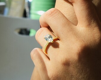 1.5ct Pear Moissanite Engagement Ring: S925 Silver Eternity Wedding Band