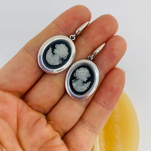 925 Sterling Silver Victorian Cameo Earrings: Onyx & Mother-of-Pearl