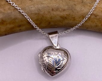 Collana con ciondolo a forma di cuore in argento sterling vintage: ciondolo ricordo con foto incisa