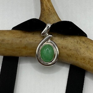 Vintage Grün Jade Anhänger Choker 925 Sterling Silber Halskette