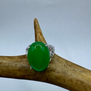 Vintage Silver Green Jade Lucky Cocktail Ring - Handcrafted Silver and Bronze Setting