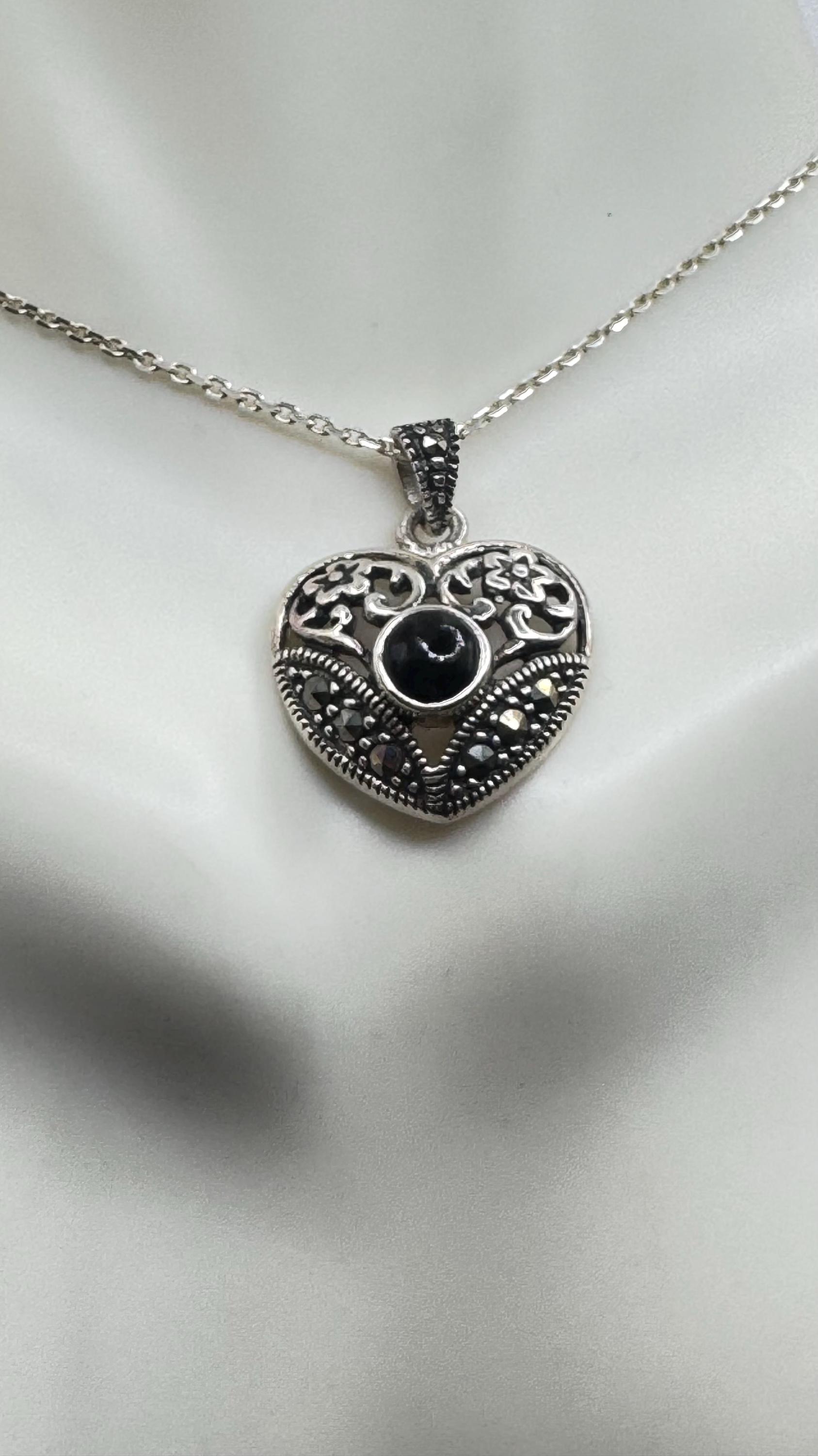 Vintage Black Onyx Marcasite Heart Necklace Dainty 925 Sterling