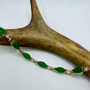 Vintage Gold Bracelet | Green Lucky Jade Bracelet 8 inch