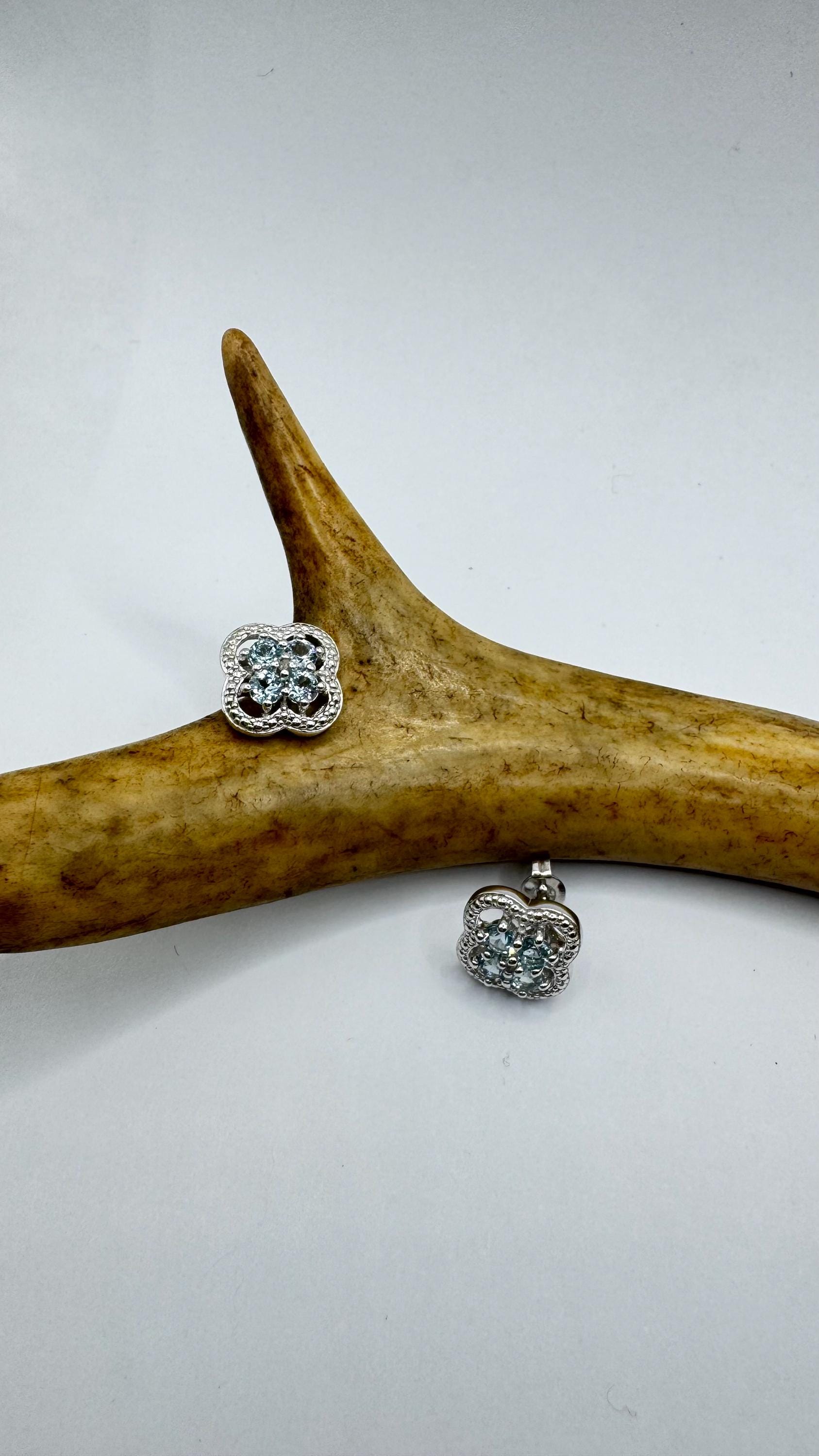 Boucles D'oreilles Vintage En Topaze Blanche Lab-créée – Monture Solitaire Argentée, Fait Main