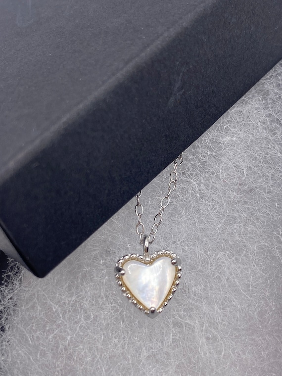 Vintage Opal Mother of Pearl Heart Necklace - Dai… - image 5