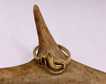 Vintage Gold Snake Ring: Adjustable Bronze Serpent Band