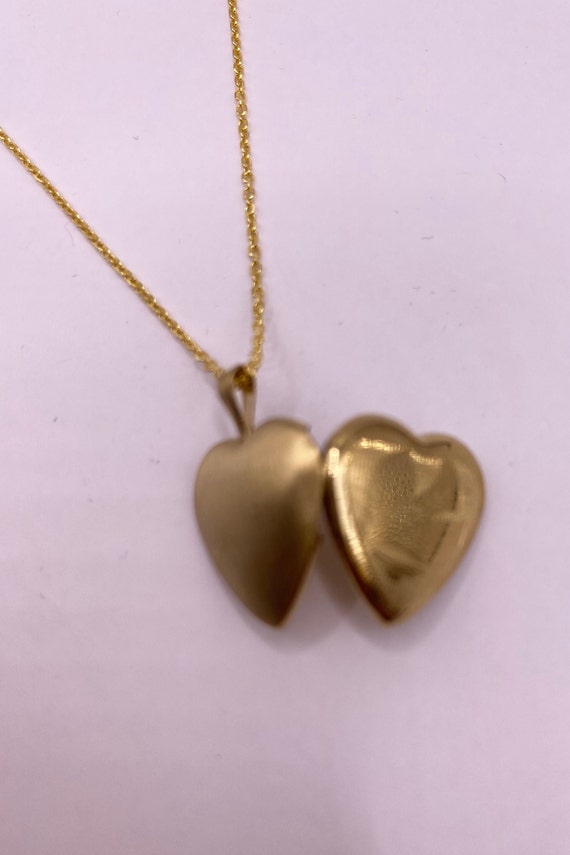 Vintage Gold Locket | Tiny 9k Gold Filled Heart P… - image 3