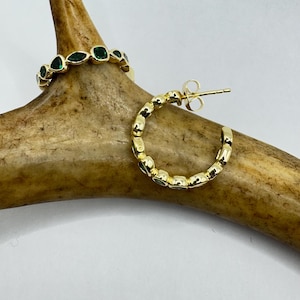 Vintage Deco Emerald Green CZ Hoop Earrings: Golden Sterling Silver