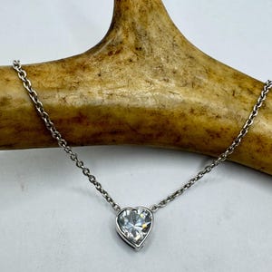 Vintage winzige Mini Floating Heart Halskette zierliche 925 Sterlingsilberkette, zartes Design Layered-Stapel-Look