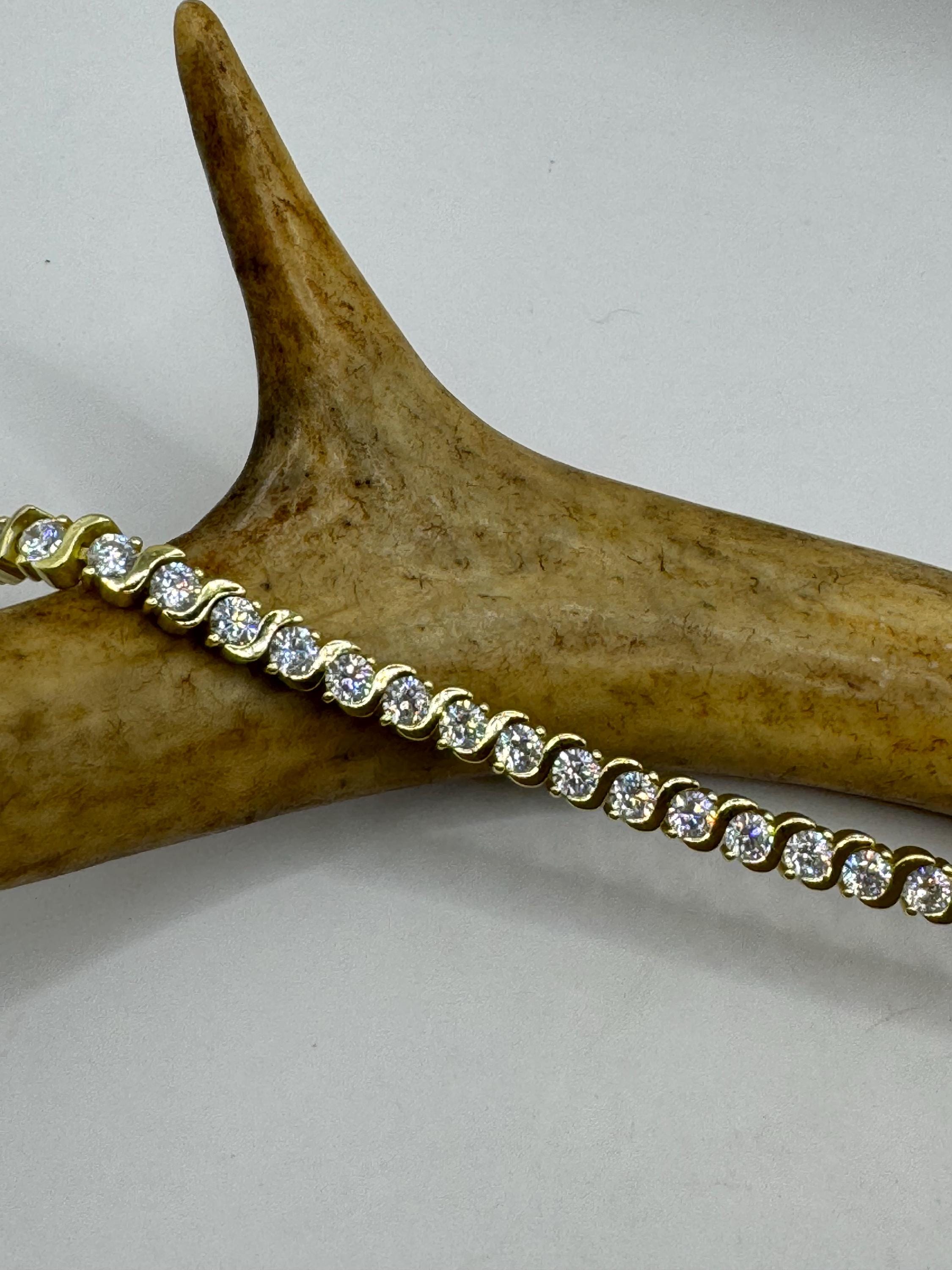 Vintage Gold Tennis Bracelet: Diamond Look Cubic Zirconia in Golden 925 Sterling Silver