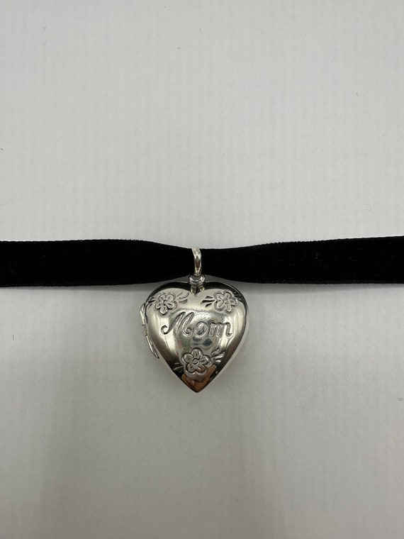 Vintage Style Mom Heart locket 925 Sterling Silver - image 2