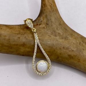 Vintage Earrings | Tiny White Fire Opal Gemstone Dainty Dangle Earrings - 925 Sterling Silver | Everyday or Special Occasion