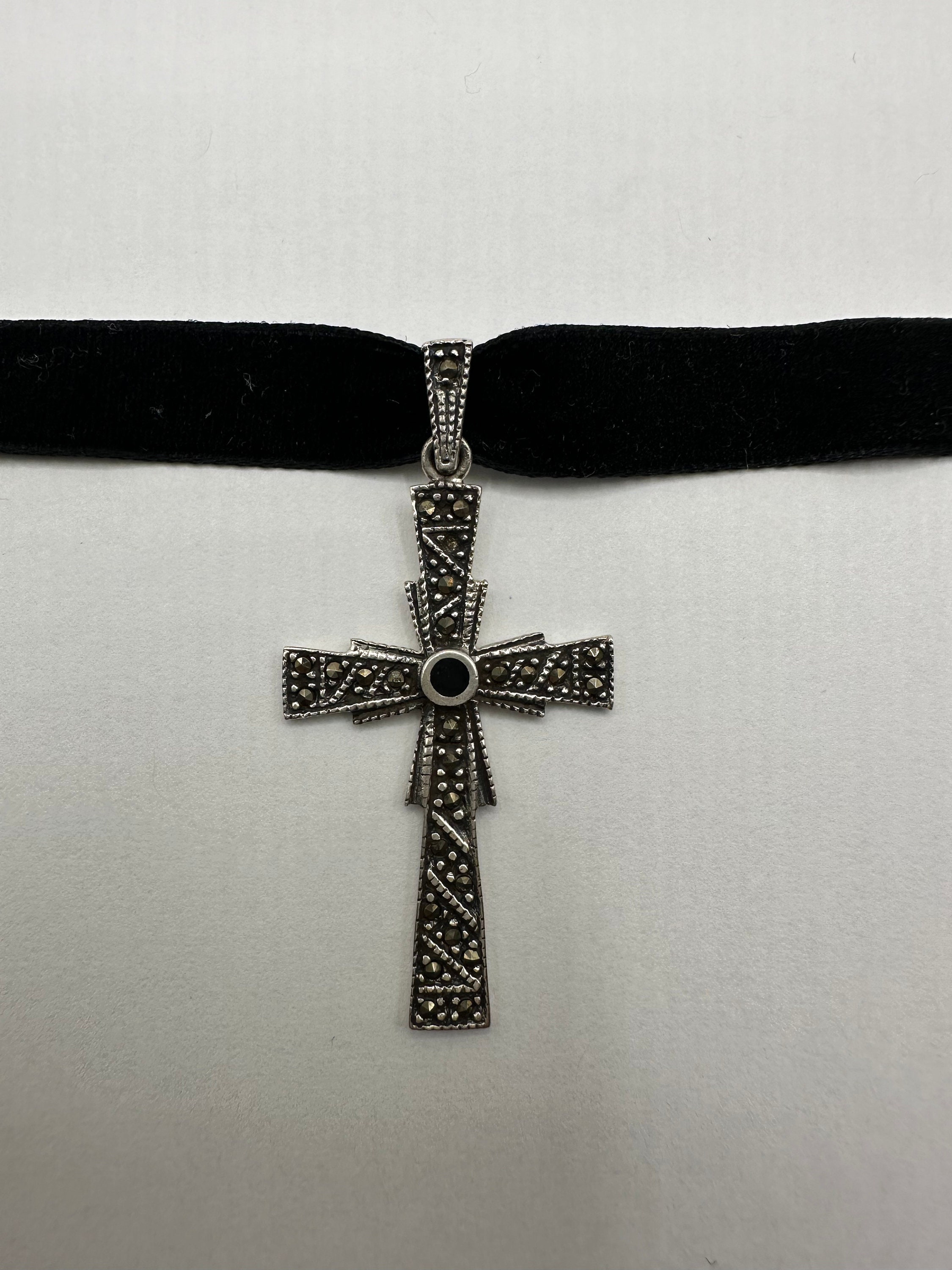 Collier Style Art Déco - Argent 925 - Pendentif Croix Avec Onyx Et Marcassites - Occasion