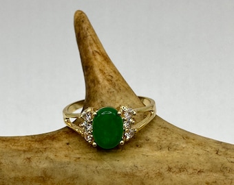Vintage Gold Bronze Jade Ring: Emerald Green Crystal Statement Ring