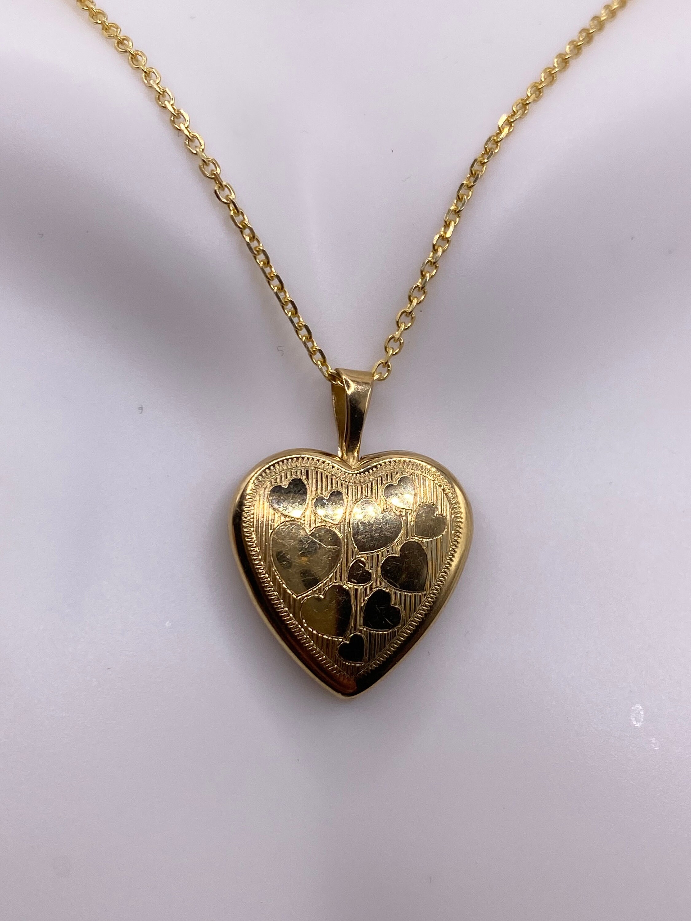 Collana Medaglione Doppio Cuore Oro 9k – Ciondolo Portafoto Con Catena 20 Pollici