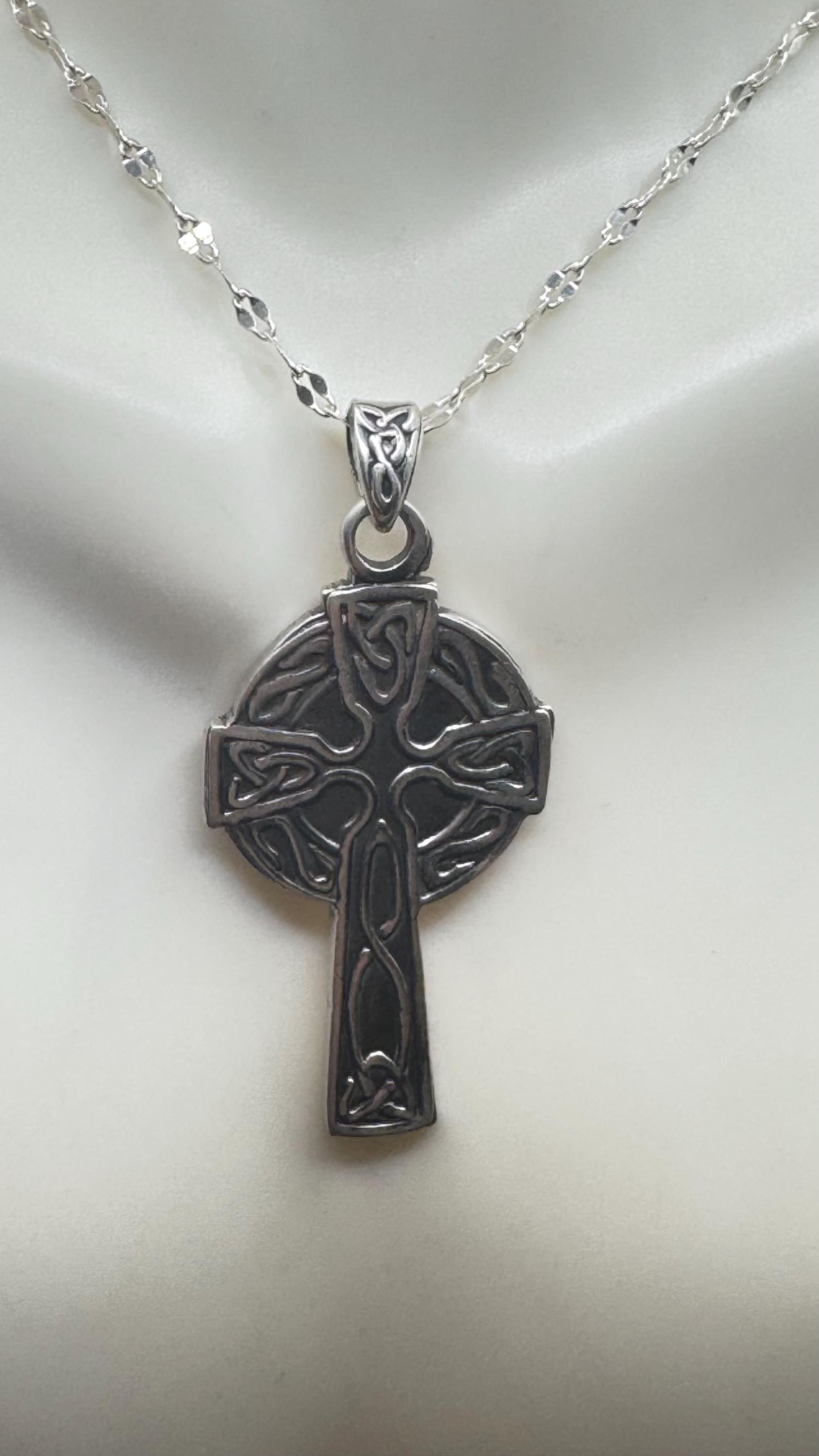Vintage Sterling Silver Celtic Cross Pendant Necklace - Etsy