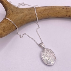 Sterling Silver Oval Locket Necklace | Vintage Design Etched Photo Pendant | Keepsake Gift for Her