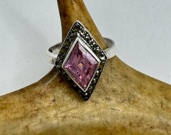 Vintage Marcasite Sterling Silver Ring with Pink Ice Gemstone - Size 7