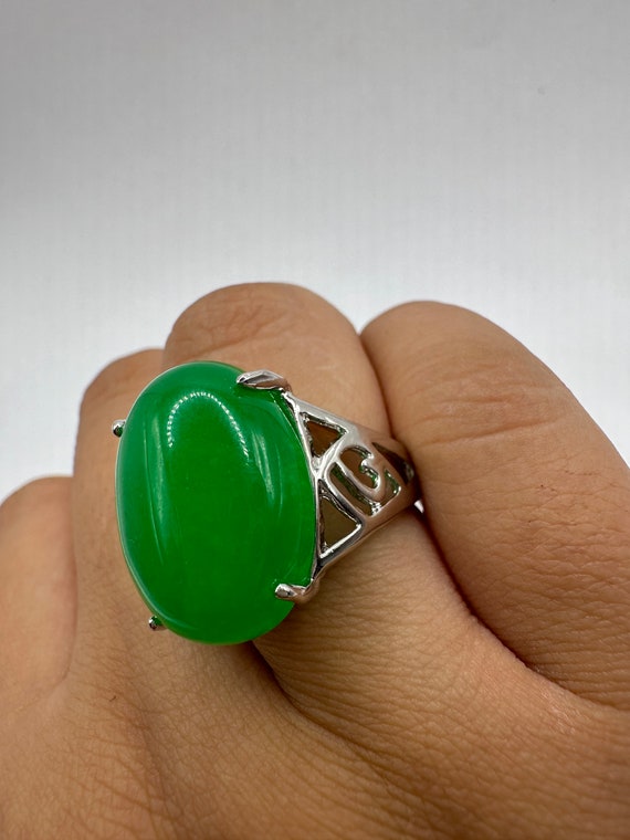 Vintage Silver Green Jade Lucky Cocktail Ring - image 4