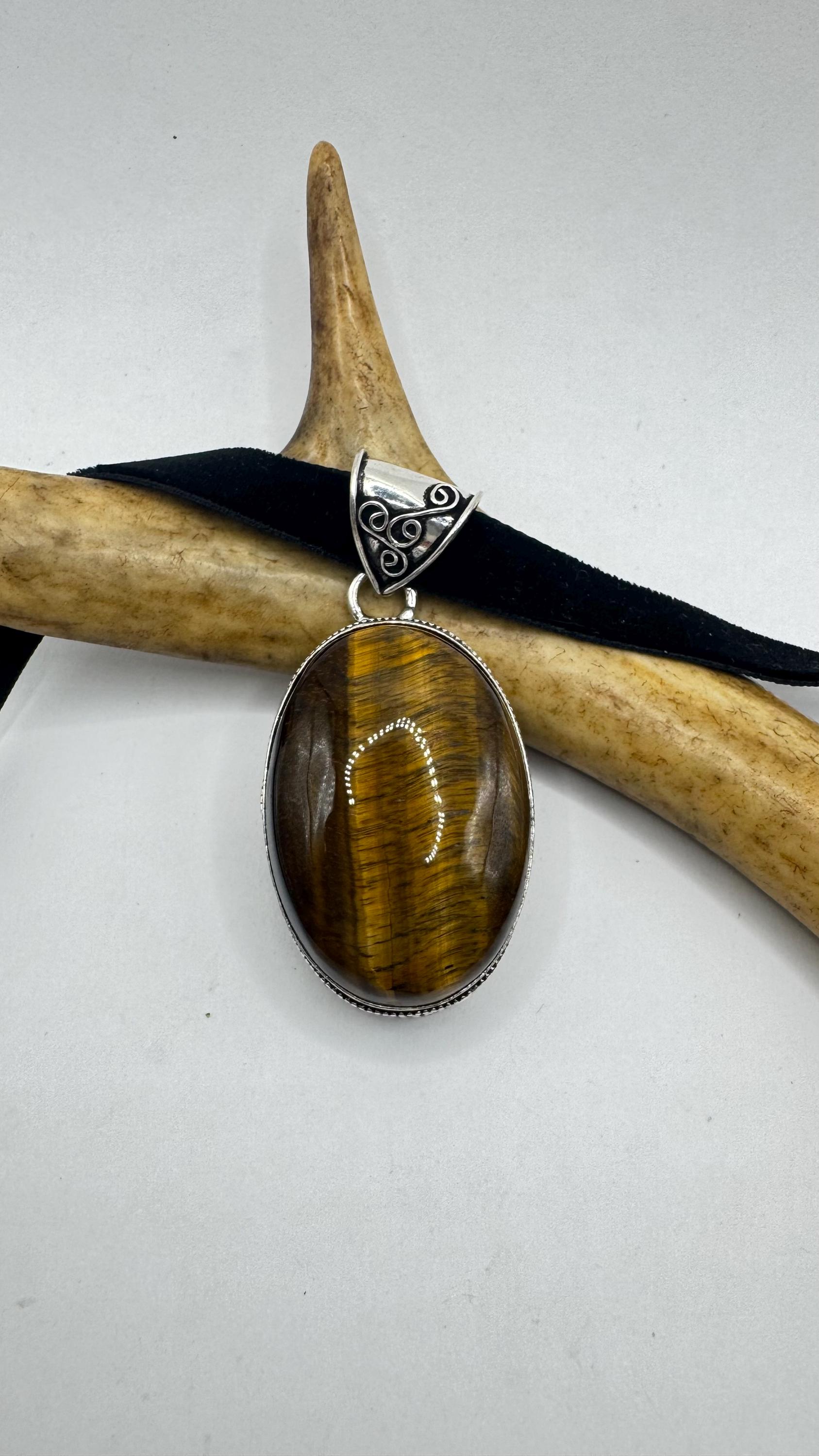 Collier Vintage Ras-du-cou - Pierre Oeil De Tigre - Perles Artisanales