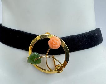 Broche Maty Plaqué Or En Forme De Rose - Sertie De Corail & Jade Verts Véritables - Neuf