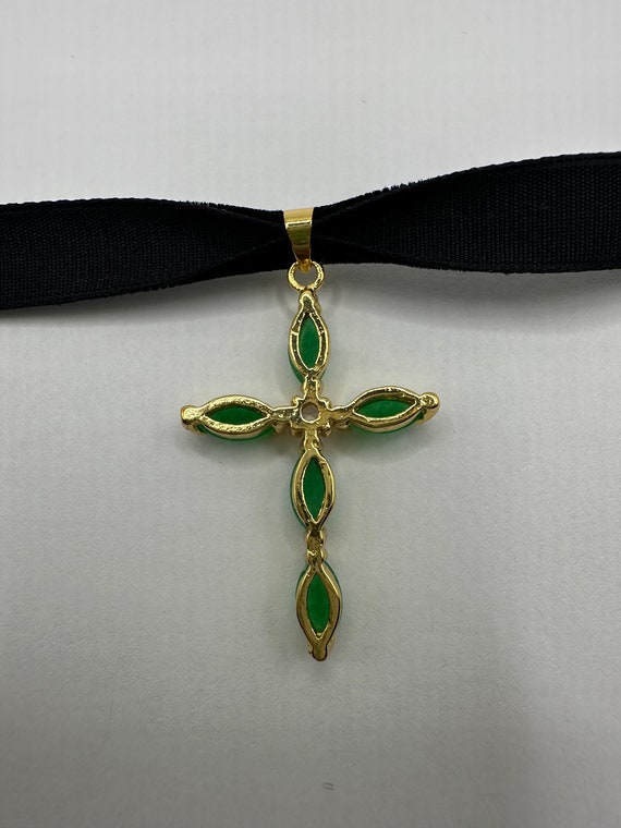 Vintage Green Jade Cross Choker Necklace - Golden… - image 5