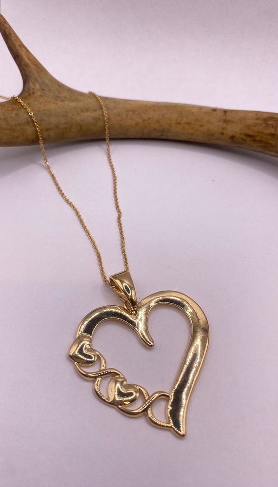 Vintage 9k Gold Filled Large Statement Heart on a… - image 1