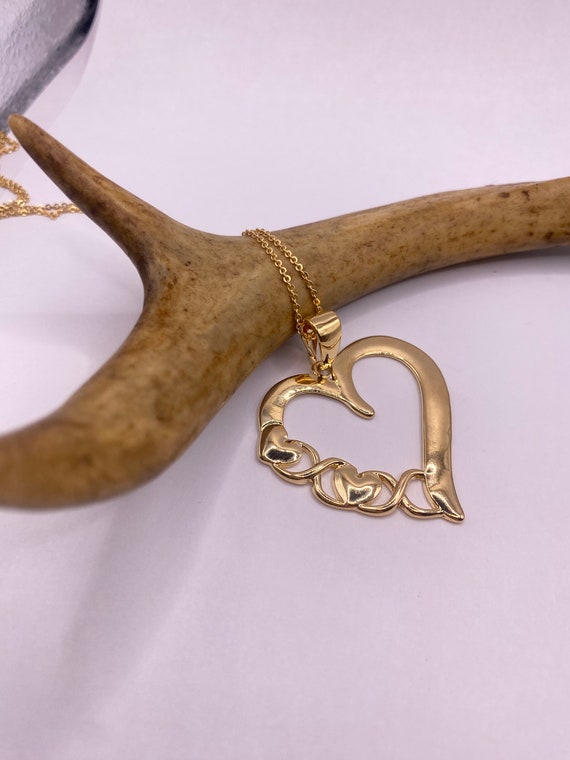 Vintage 9k Gold Filled Large Statement Heart on a… - image 2