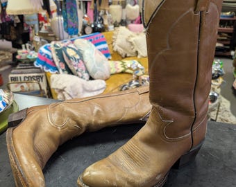 Vintage Ladies Cowboy Cowgirl Boots Shoes 7B Tony Lama USA Tan Leather Pull on Almond Toe 5084 Western Country