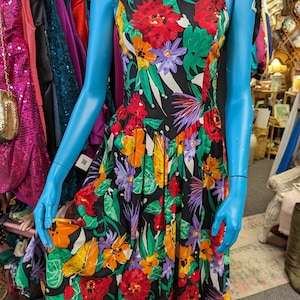 Vintage USA Made SMW Style My Way Ladies Midi Dress Sleeveless Tropical Floral Summer Cotton 1980s Retro Vibrant Small Size 5 - Etsy Vintage USA Made SMW Style My Way Ladies Midi Dress Sleeveless Tropical Floral Summer Cotton 1980s Retro Vibrant Small Size 5 - Etsy