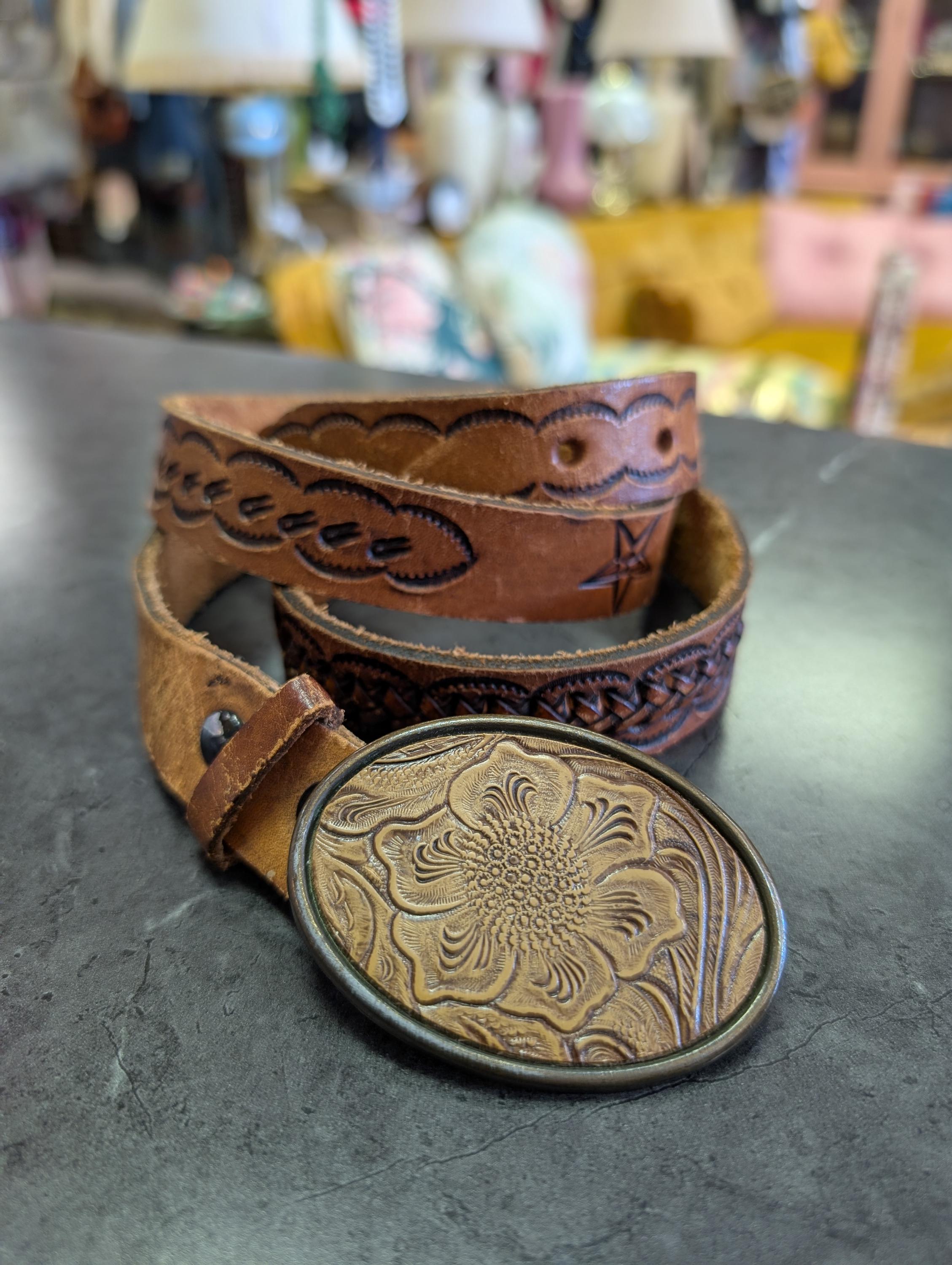 Vintage pink belt moc croc leather gold and copper buckle retro colorful mod Gold Vintage Croc Belt - Etsy main image 2