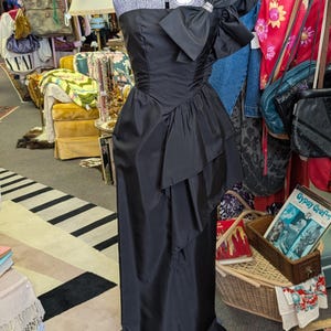 Vintage Ladies Gown Dress Dance Allure Long Black one shoulder ruffles Union Made USA Small Jumbo Bow Rhinestones fancy gala evening party