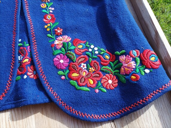 Hungarian Hand Embroidered Floral UNISEX Matyo ve… - image 3