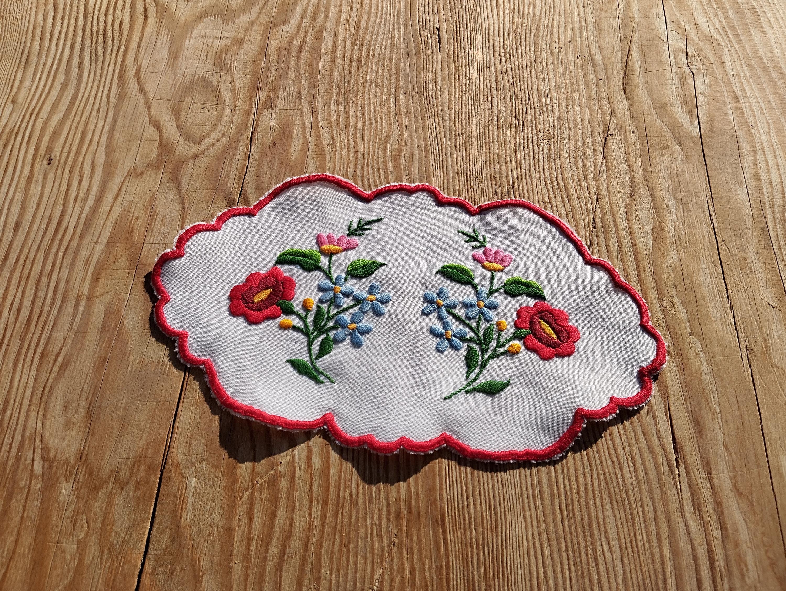 Traditional Folk Hungarian Embroidered Oval Canvas Doilies, Hand Embroidered Flower Decorated Flower Canvas