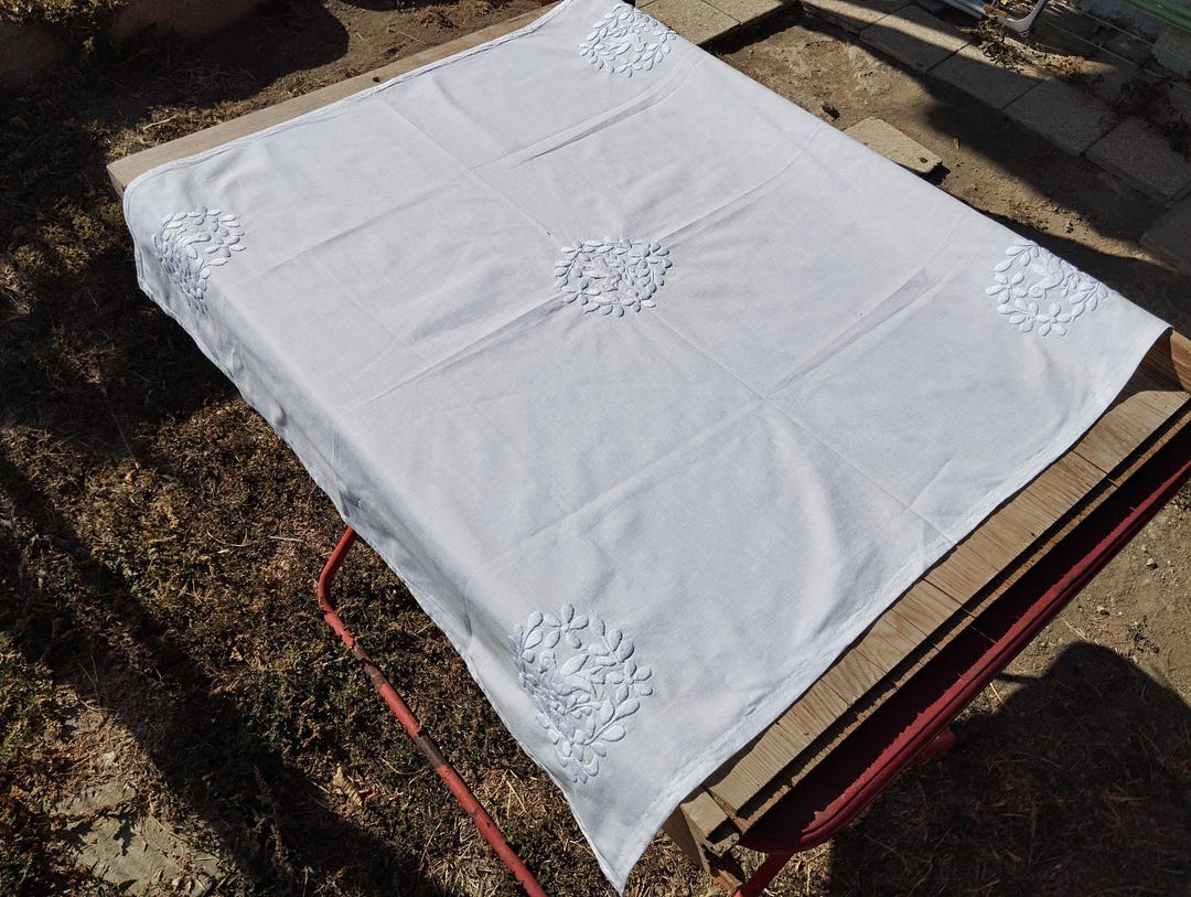 Antique Hungarian Embroidered Tablecloth: Folk Art Bird Design - Etsy
