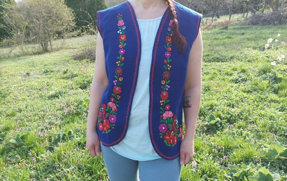 Hungarian Hand Embroidered Floral UNISEX Matyo ve… - image 1