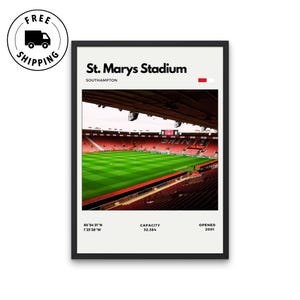 セント・メアリーズ・スタジアムのポスター - サウサンプトンFCの本拠地、サッカーポスター、ミニマリストのオフィスの壁アート、地下室のアート、ゲームルームのアート