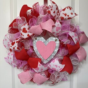 Valentines Wreath, Valentines Wreaths,Valentine’s Day Wreath,Valentine’s Wreaths,Red Pink Valentines Wreath,Valentines Day Wreaths,Deco Mesh