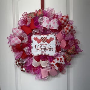 Valentines Wreath, Valentines Wreaths,Valentine’s Day Wreath,Valentine’s Wreaths,Red Pink Valentines Wreath,Valentines Day Deco Mesh Wreaths
