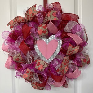 Valentines Front Door Decor, Valentines Wreath, Valentines Day Deco Mesh Wreath, Valentines Wreaths, Rd Pink Wreath, Valentines Day Wreath