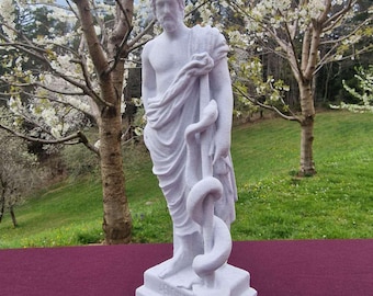 Estatua de Asclepio, el antiguo dios griego de la curación y la salud, impresa en 3D.