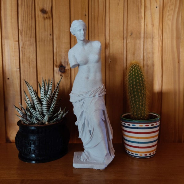 Bust Venus De Milo, Decorative Classic Roman Statue, Masterpiece Sculpture, Roman Sculpture, Flawlessly Printed Home and Office Decor Gift