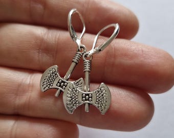 Axe earrings, Drop hook Earrings In Sterling Silver, Gothic earrings, Viking earrings, Battle earrings, Medieval, Axe throwing