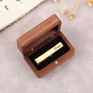 Krawattenklammer Maßgeschneiderte Krawattenklammer Herren Krawattenklammer Geschenk für Ihn Personalisiertes Geschenk Bräutigam Geschenk Trauzeugen Geschenk Anzug Krawattenhalter Hochzeitsgeschenk