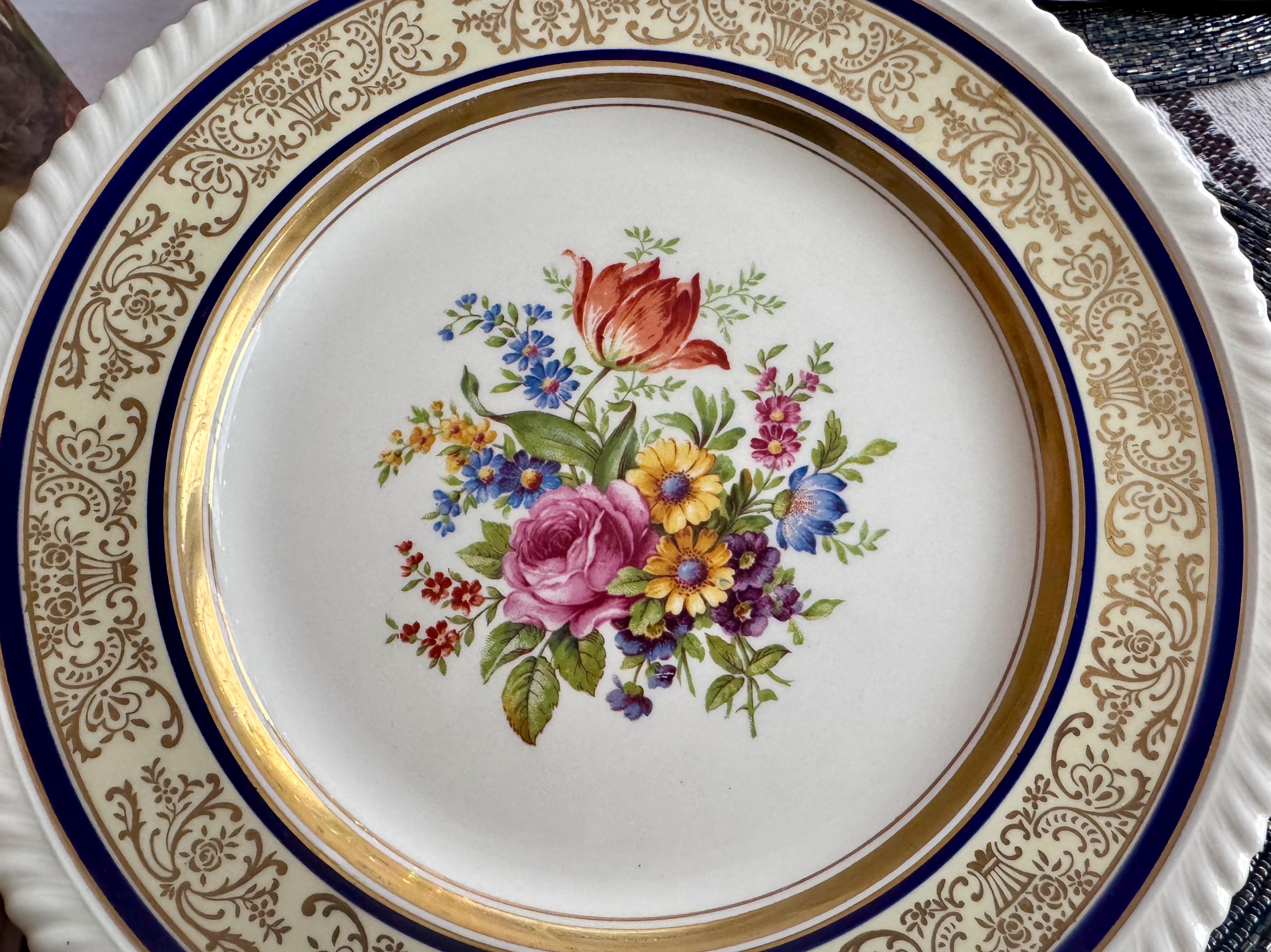 Vintage Johnson Brothers “Chadwell” Dinner Plate – Floral, Gold Filigree & Cobalt Blue Trim