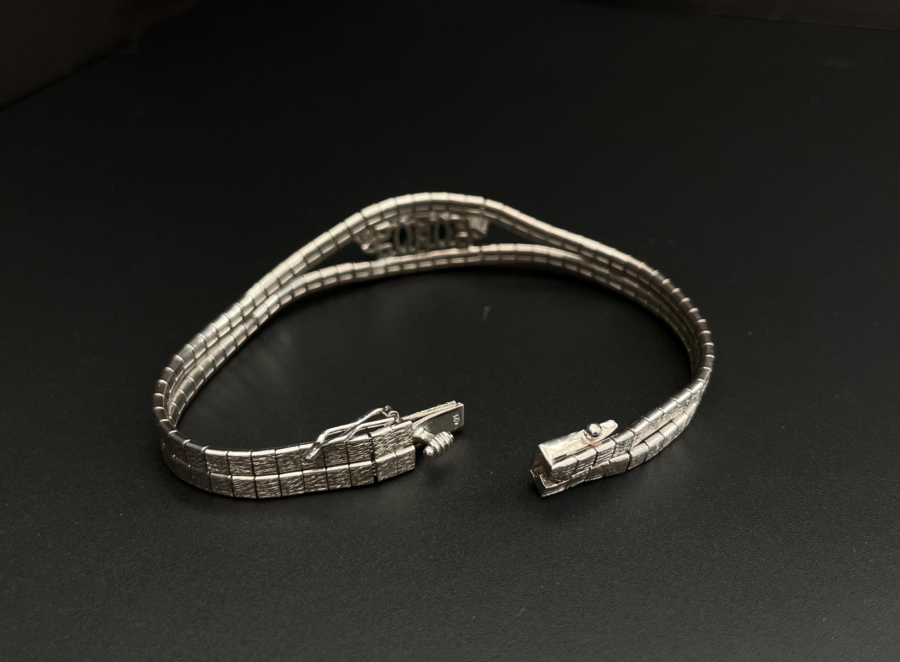 Vintage 925 Sterling Silver Bracelet – Marquise-Cut Green Stones & Textured Design (7.5” / 19cm)