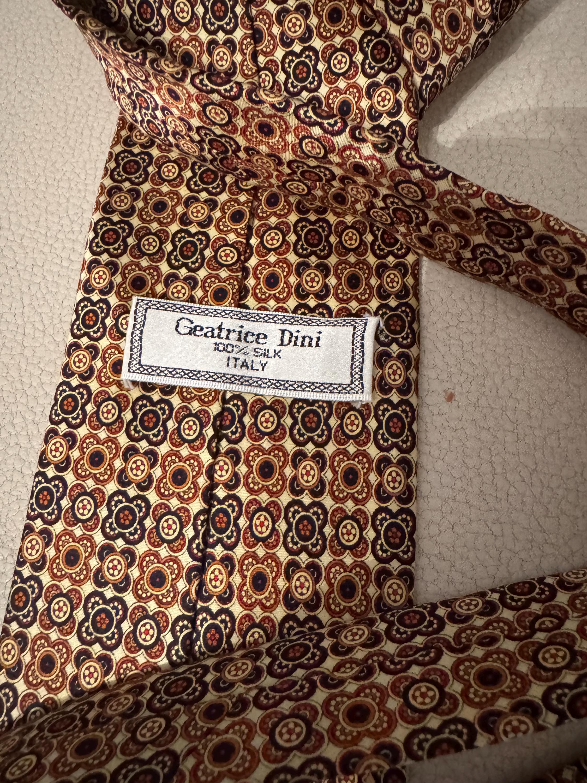 Vintage Geatrice Dini 100% Silk Tie — Made in Italy — Floral Medallion Pattern