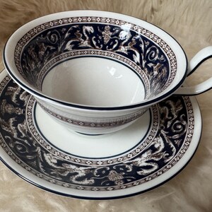 Wedgwood Florentine Teacup & Saucer – Blue Brown – Bone China England zdjęcie 10