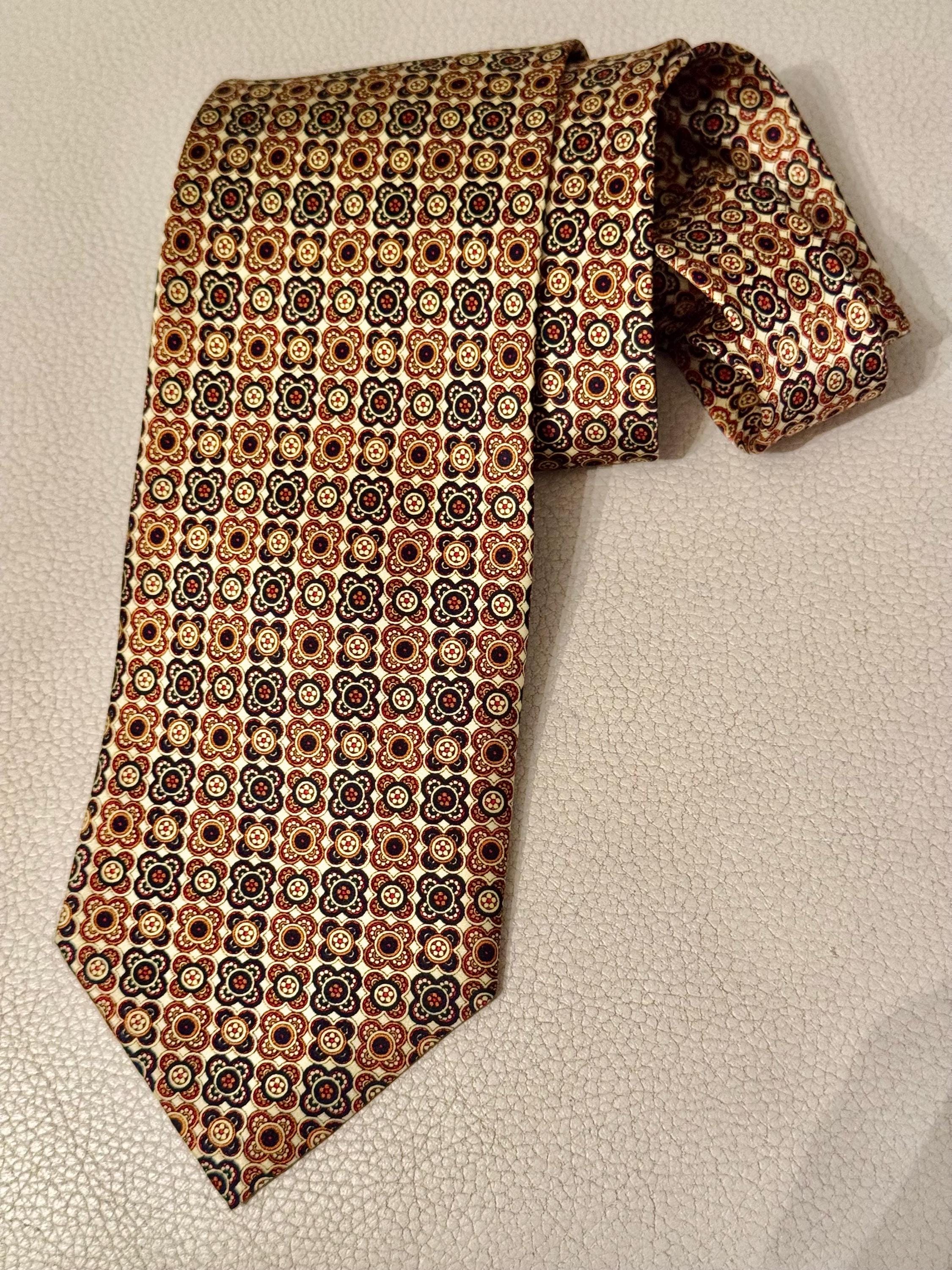 Vintage Geatrice Dini 100% Silk Tie — Made in Italy — Floral Medallion Pattern